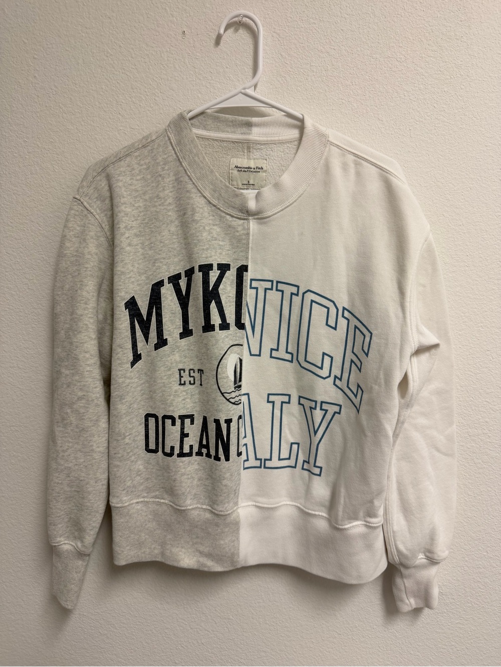 Abercrombie & Fitch Two-Tone Gray and White Graphic Crewneck